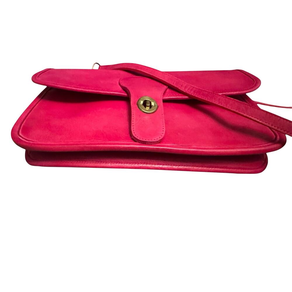 Vintage Coach Twin Clutch 9380 – Upcrafted Hot Bubblegum Pink - video - Picture 7 of 14